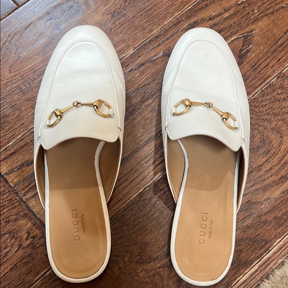 Gucci White Leather Mules with Gold Horsebit
